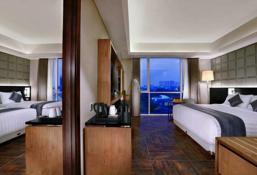 スーペリアールーム, Aston Pasteur