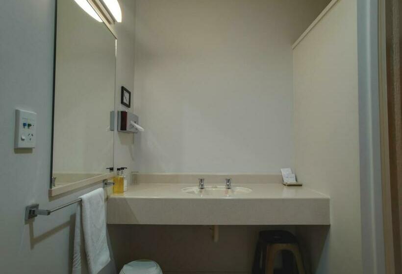 Апартаменты 1 Спальня, Asure Ambassador Motor Lodge