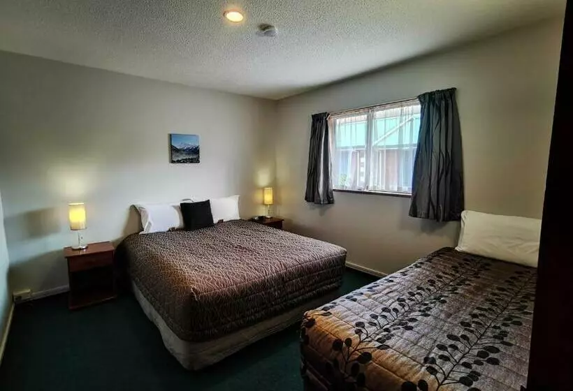 ２ベッドルームアパートメント, Asure Ambassador Motor Lodge