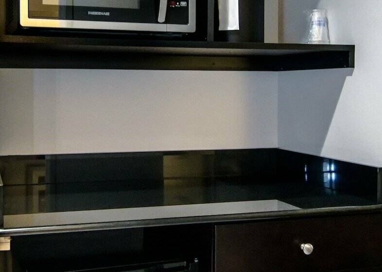 סוויטה, Best Western Plus The Hammondsport