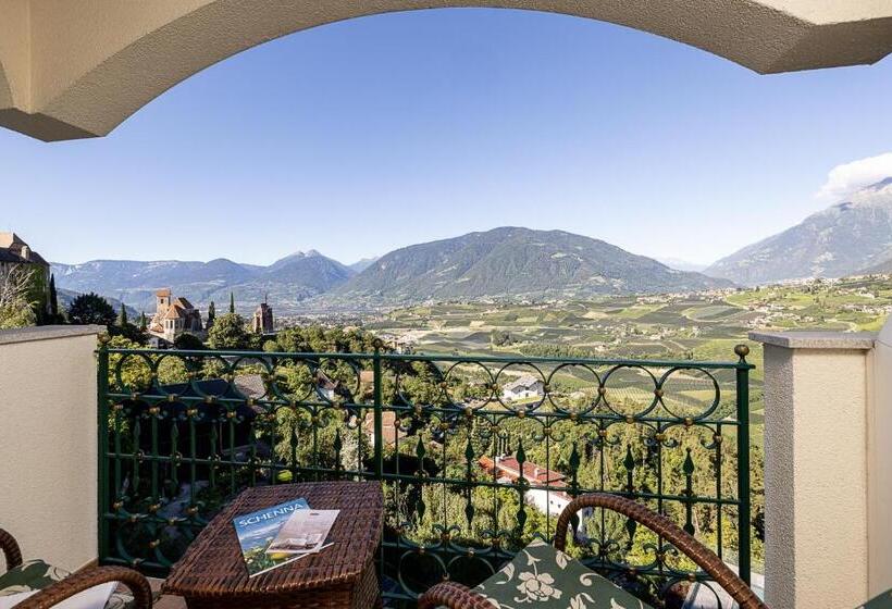 جناح مزود بجاكوزى, Finkennest Panoramic Garden Resort