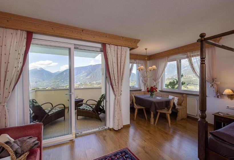 جناح عائلي, Finkennest Panoramic Garden Resort