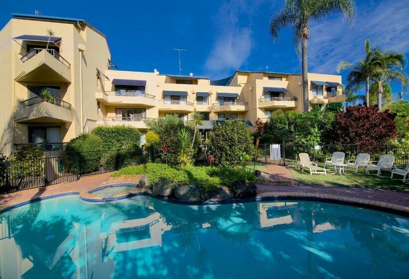 דירת שני חדרים, Grangewood Court Apartments