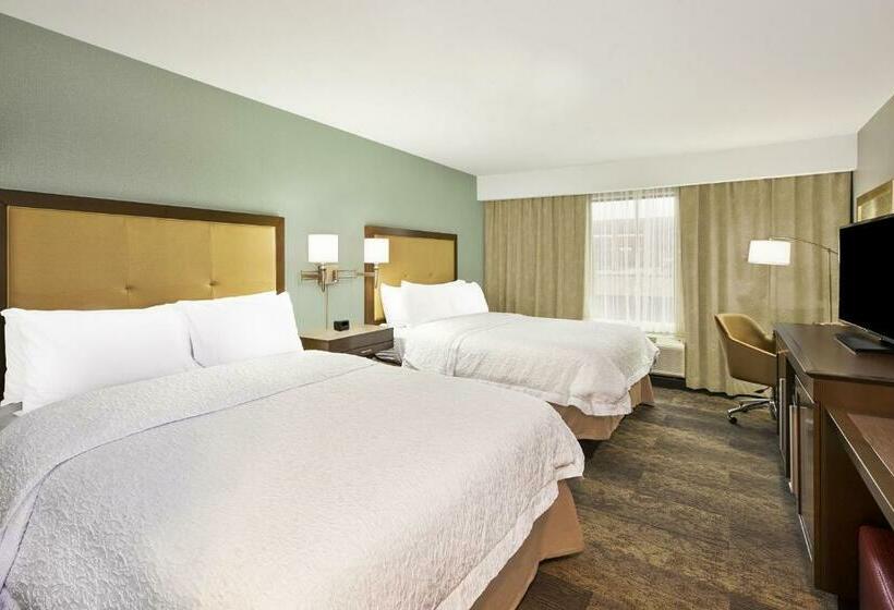 חדר סטנדרט, Hampton Inn By Hilton Detroit Dearborn