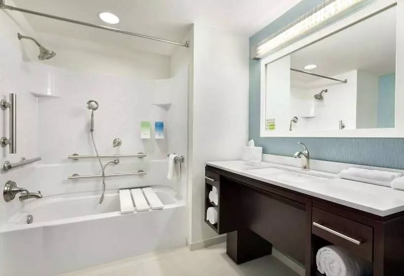 Sviitti Liikuntarajoitteisille, Home2 Suites By Hilton Middletown