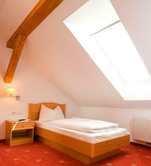 غرفة قياسية فردية, Metzenhof