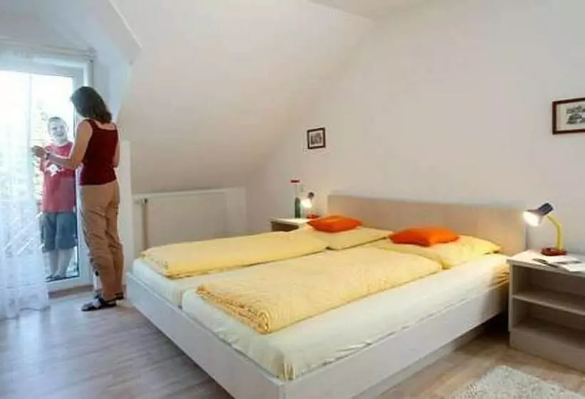 庭の見える1ベッドルームアパートメント, Parkblick Aparthotel Und Ferienwohnungen