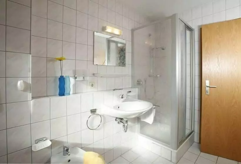庭の見える1ベッドルームアパートメント, Parkblick Aparthotel Und Ferienwohnungen