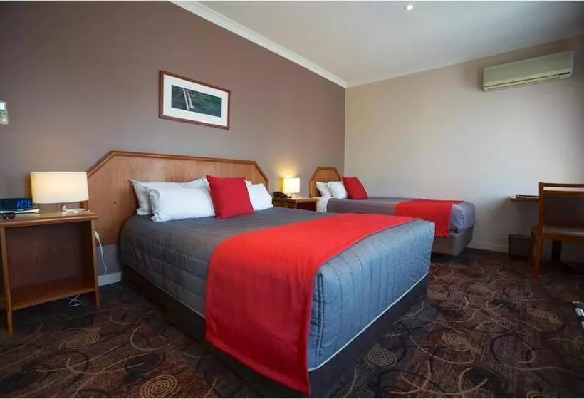 اتاق استاندارد یک نفره, Quality Hotel Bayswater