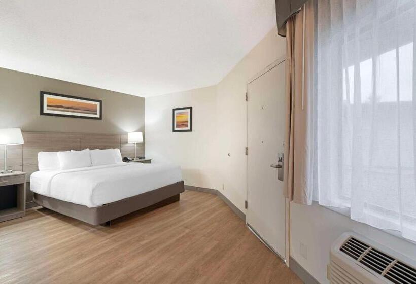 اتاق استاندارد با تخت بزرگ, Quality Inn Idaho Falls
