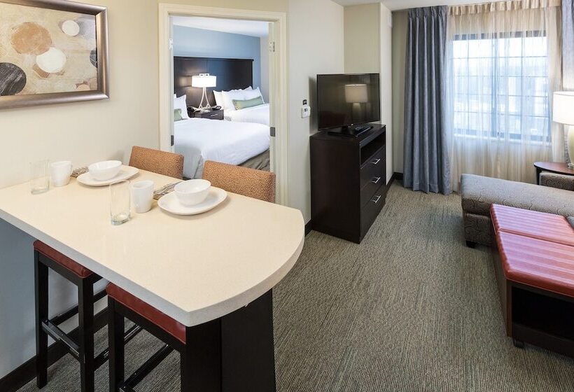 Люкс Адаптированный для Инвалидов, Staybridge Suites Omaha West By Ihg