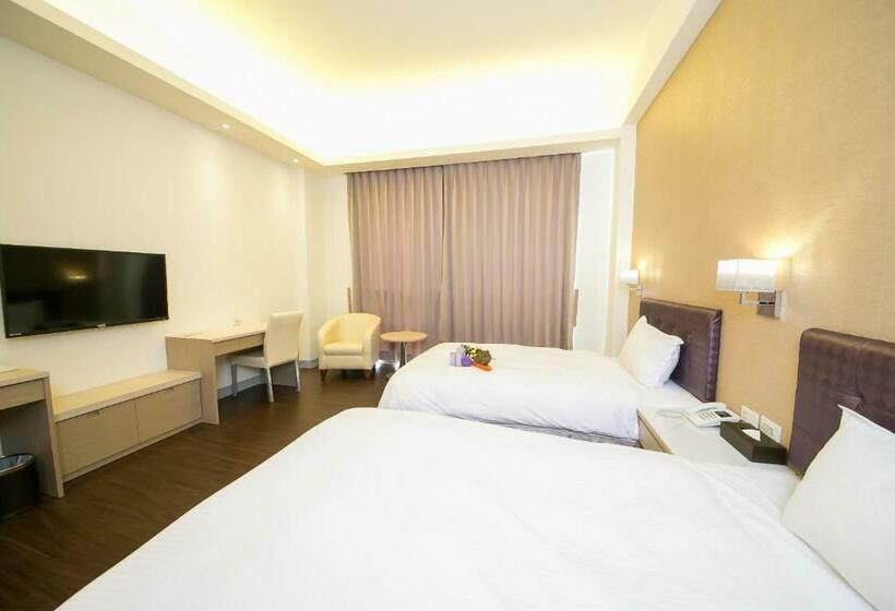 Standard Triple Room, Sunseed International Villa