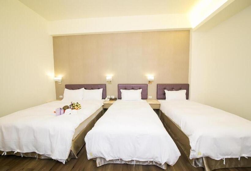 Family Room, Sunseed International Villa