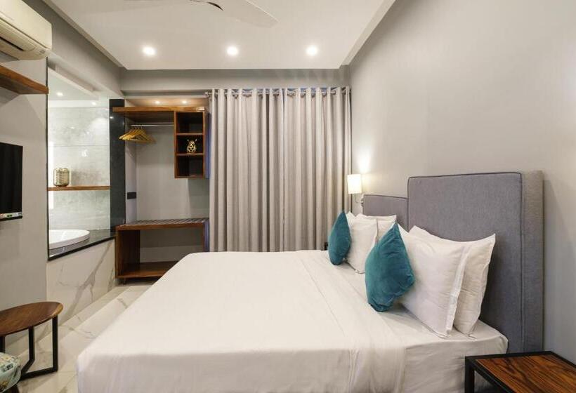 디럭스 룸 킹사이즈 침대, Moustache Hostel Jaipur