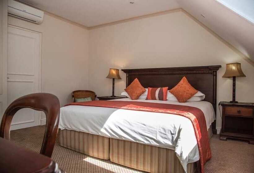 סוויטה, Gable Manor By Neighbourgood