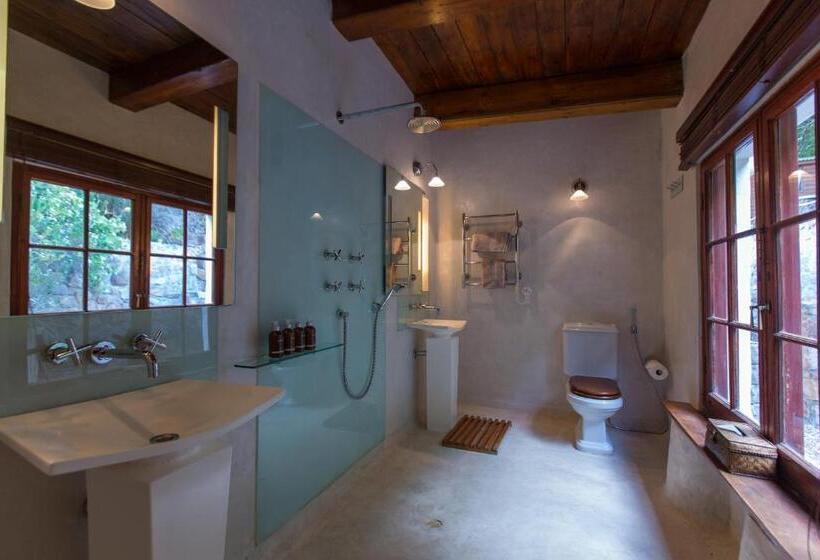 디럭스 스위트, Kronendal Heritage