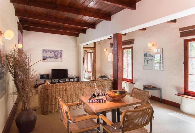 디럭스 스위트, Kronendal Heritage