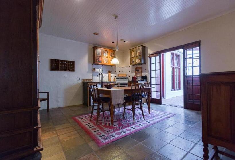 디럭스 코티지, Kronendal Heritage