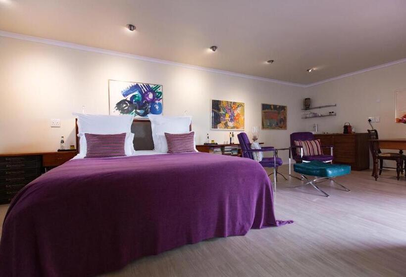 디럭스 스위트, Kronendal Heritage