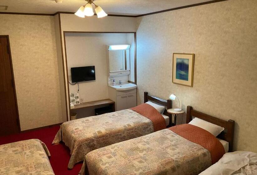 חדר משפחתי חדר אמבטיה משותף, Land Haus Dancru Netz