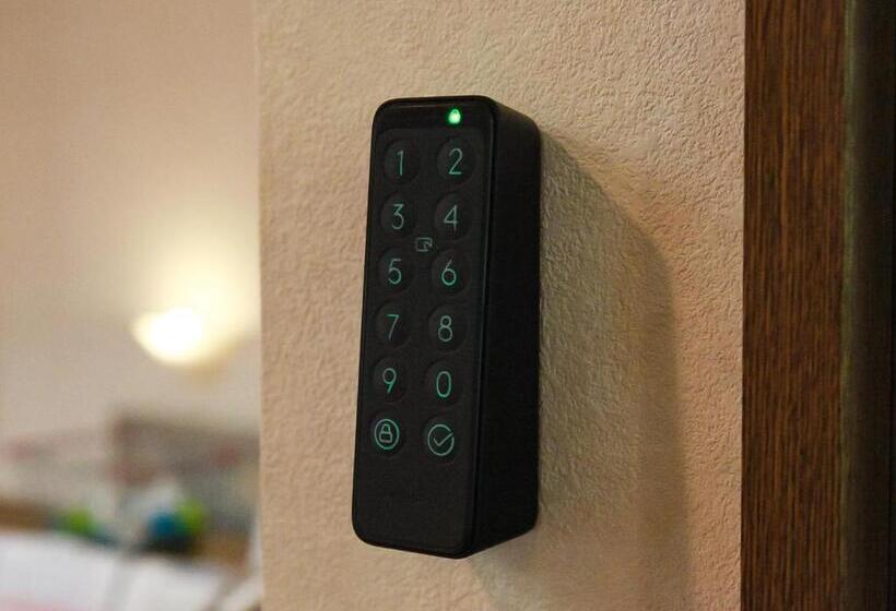 חדר משפחתי חדר אמבטיה משותף, Land Haus Dancru Netz