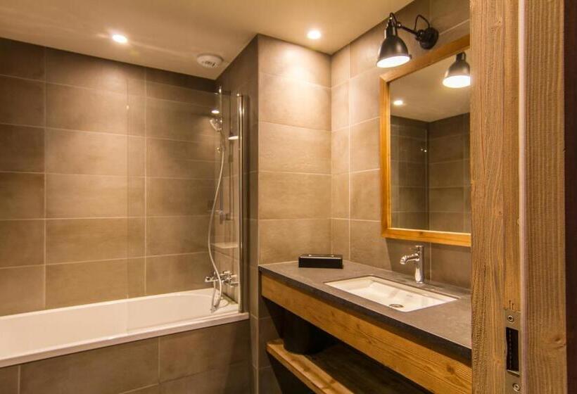 Семейный Номер, Hôtel De La Roche