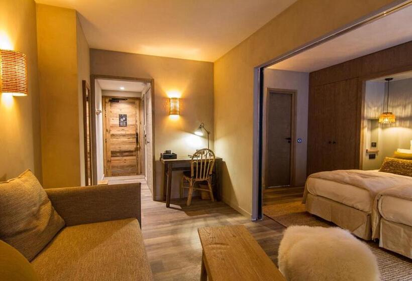 Семейный Номер, Hôtel De La Roche