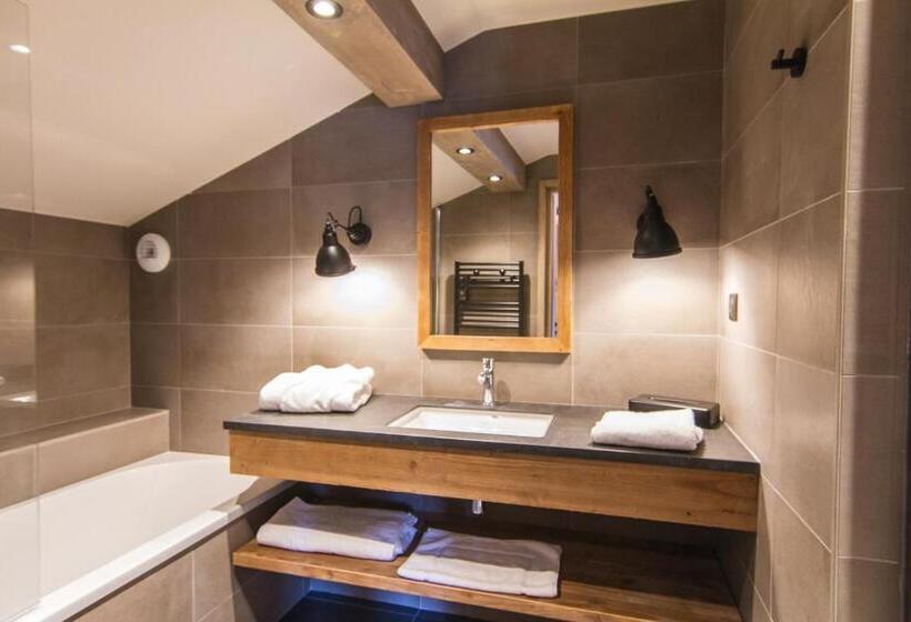 Семейный Номер Вид на Горы, Hôtel De La Roche