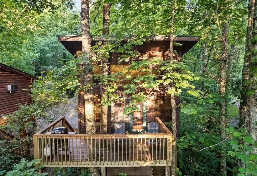 デラックスルーム, Rivers Edge Treehouses