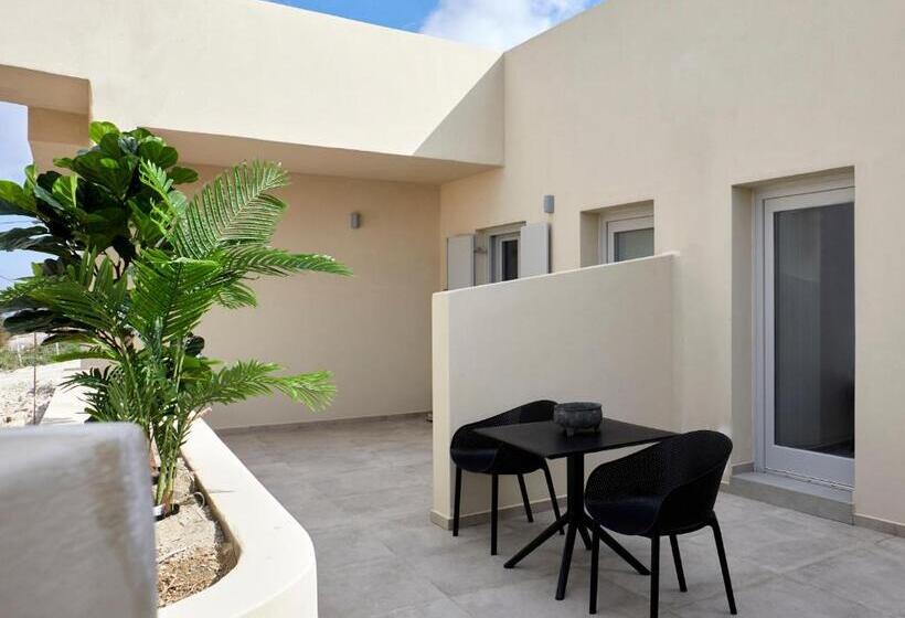 סוויטה, Mayu Suites