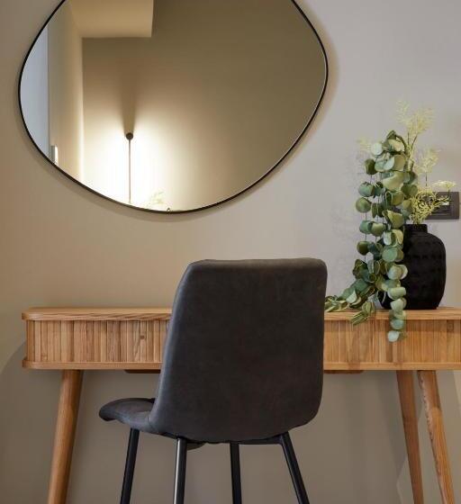 סוויטה, Mayu Suites