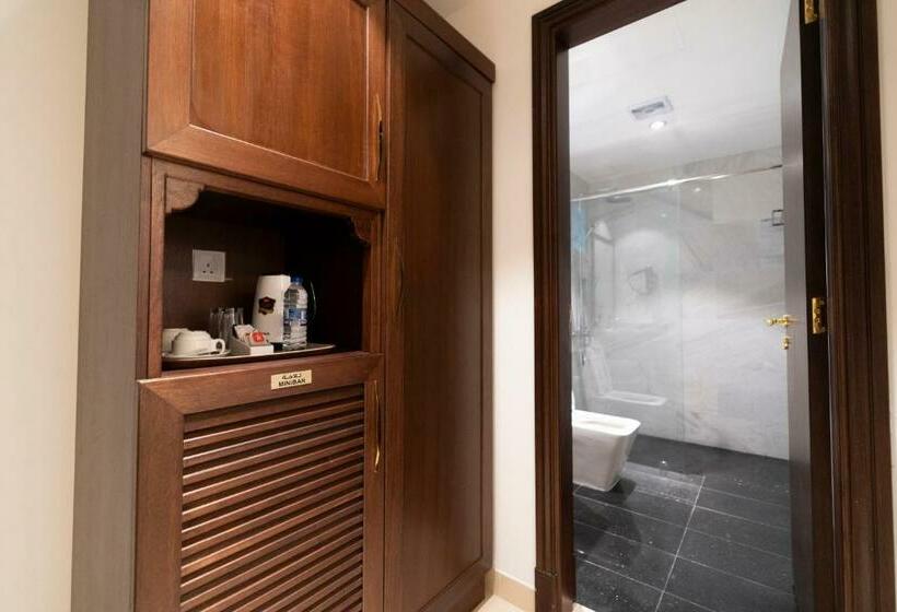 اتاق استاندارد, Alhattali