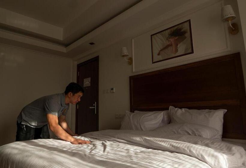 اتاق استاندارد, Alhattali