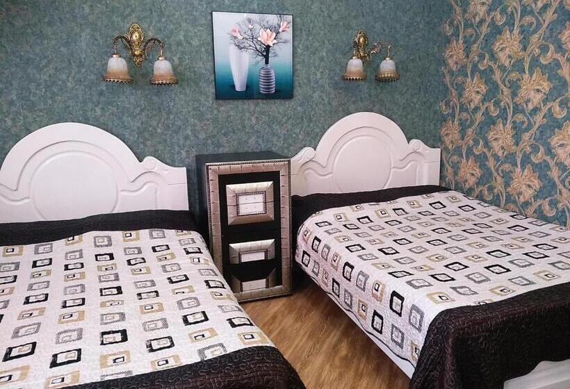 اتاق استاندارد, Edemi Castle