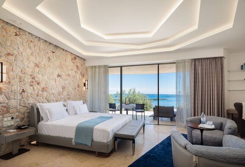 Номер Deluxe Вид на Море, Villa Nai 3.3