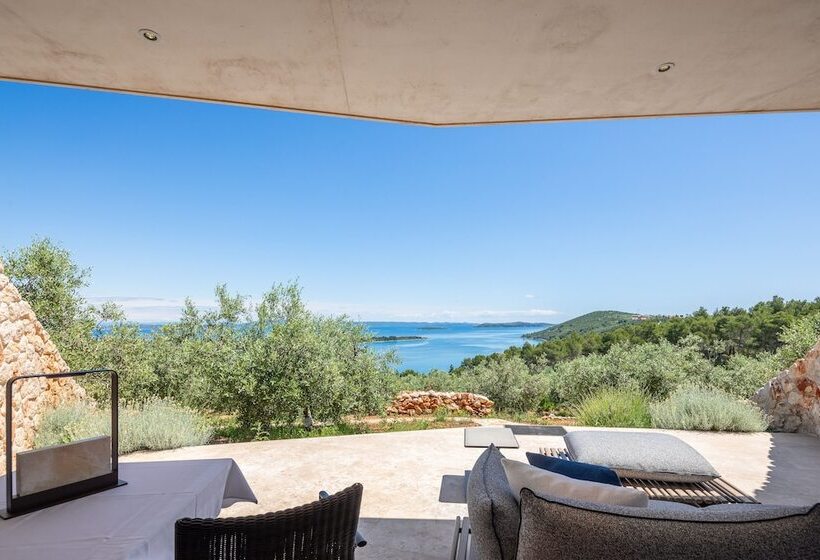 סוויטת דלוקס נוף לים, Villa Nai 3.3