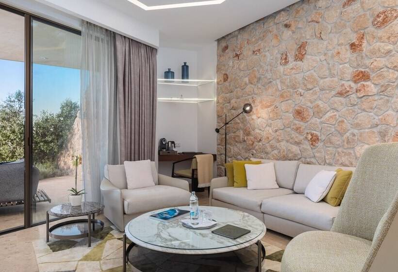 جناح ديلوكس مطل على البحر, Villa Nai 3.3