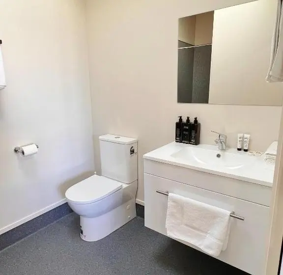 استودیو کامفورت, Morrinsville Motel