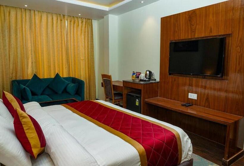 Номер Deluxe, Comfort Inn Snow Park   Manali