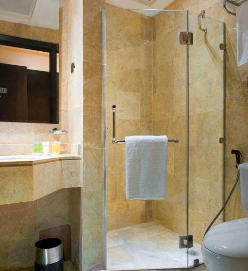 Семейный Номер, Al Kiswah Towers