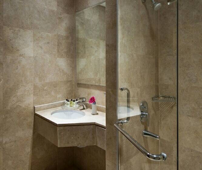 Номер Стандарт, Al Kiswah Towers