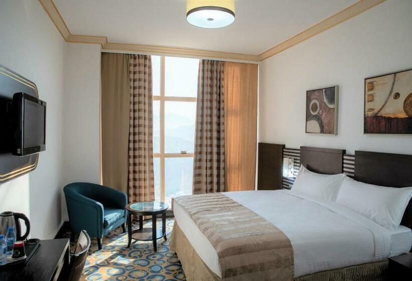 Номер Deluxe Кровать Кинг, Al Kiswah Towers