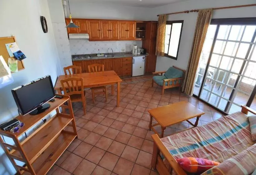 آپارتمان 1 خوابه, Apartamentos Atlantis