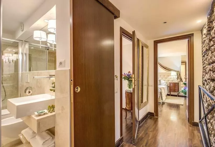 سوییت لوکس, Pantheonview  Luxury Suites