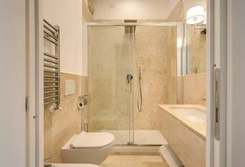 اتاق استاندارد با بالکن, Pantheonview  Luxury Suites