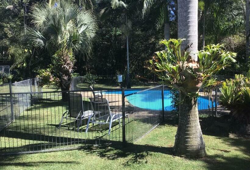 スタンダードトリプルルーム, Buderim Fiesta Motel