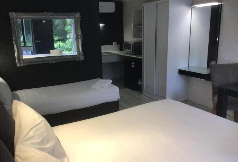 スタンダードトリプルルーム, Buderim Fiesta Motel