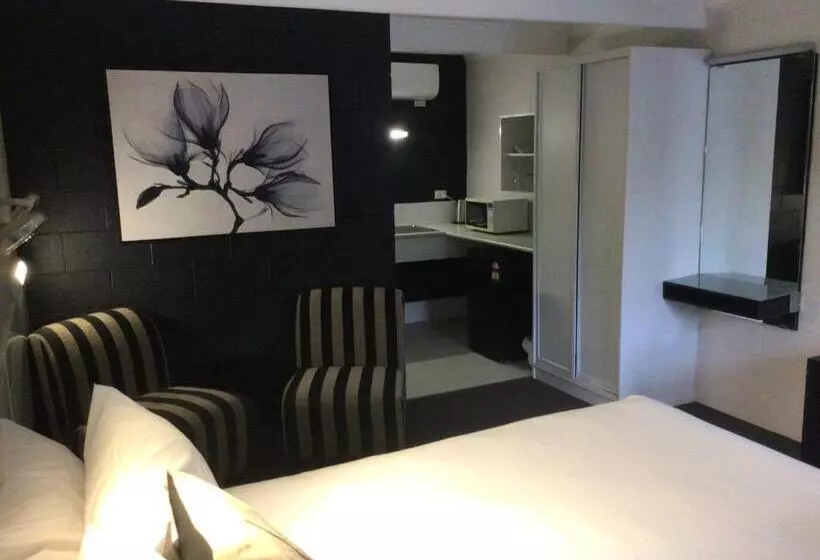 スタンダードルーム, Buderim Fiesta Motel