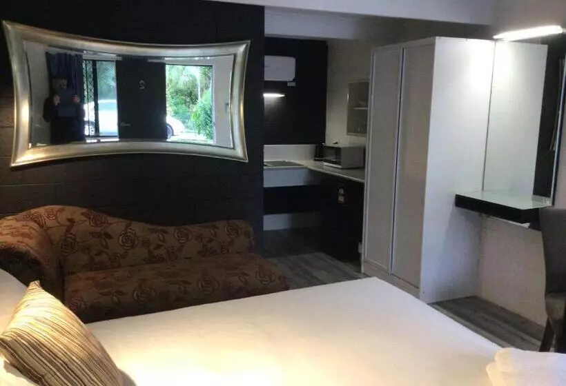 スタンダードルーム, Buderim Fiesta Motel