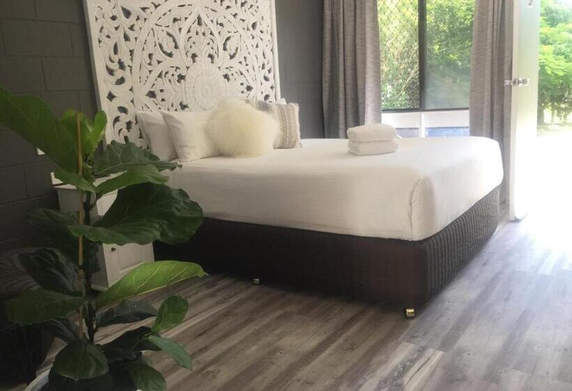 デラックススイート, Buderim Fiesta Motel